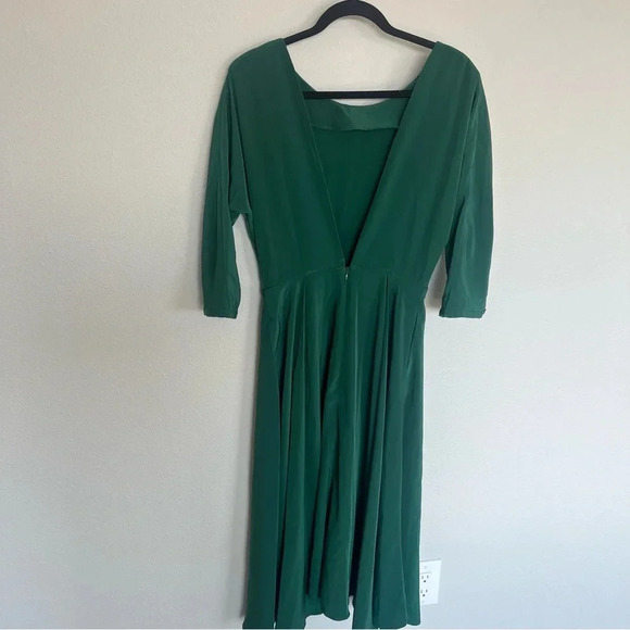 NWOT Rachel Antonoff Emerald Green Satin Deep V-Cut Back Slit Sleeve Dress 4 - Picture 8 of 15